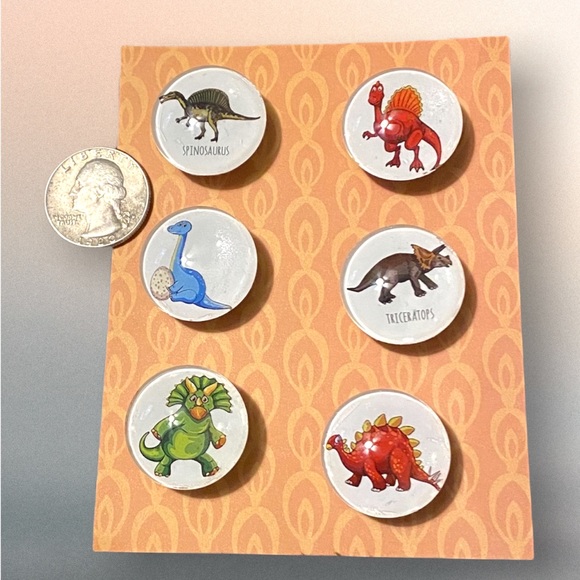 Set/6 𝑯𝒂𝒏𝒅𝒎𝒂𝒅𝒆 Dinosaur Magnets Cabochons Gift - Picture 3 of 8